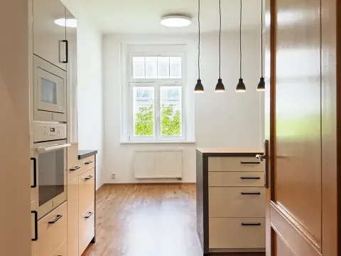 Pronájem bytu 2+kk, Praha - Žižkov, Jagellonská, 45 m2