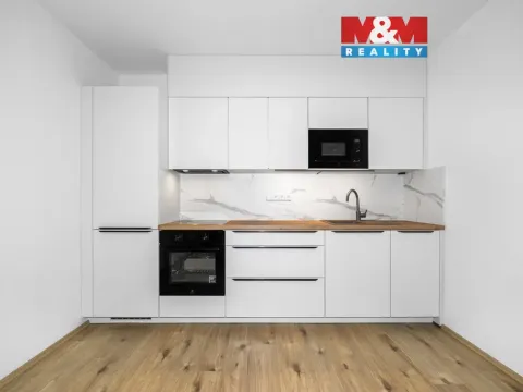 Pronájem bytu 2+kk, Plzeň, Safírová, 66 m2