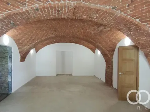 Pronájem skladu, Zašová, 330 m2