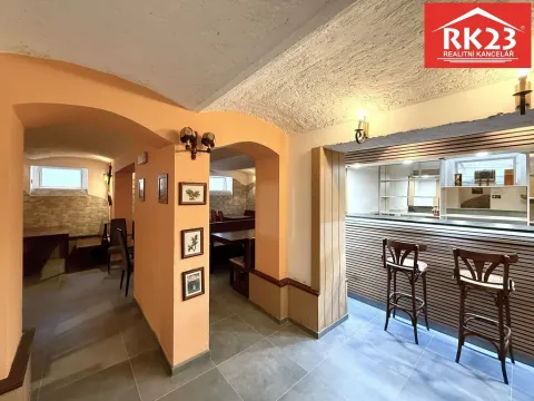 Pronájem restaurace, Mariánské Lázně - Úšovice, Plzeňská, 100 m2