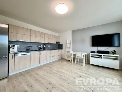 Prodej bytu 3+kk, Olomouc - Nedvězí, Jilemnického, 77 m2