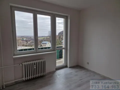 Pronájem bytu 2+1, Krnov - Pod Cvilínem, SPC S, 58 m2
