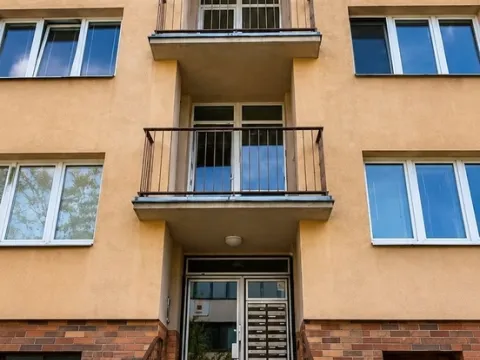 Pronájem bytu 1+1, Zlín, Hluboká, 44 m2