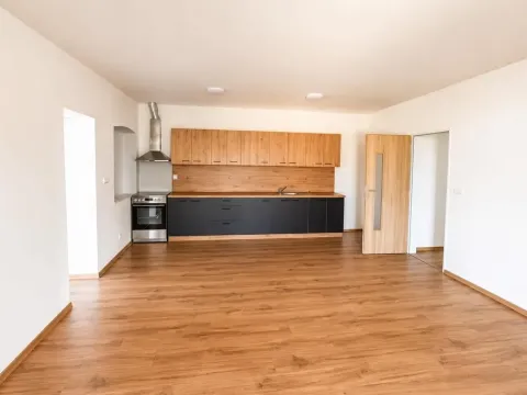 Pronájem bytu 2+kk, Křesetice, 70 m2