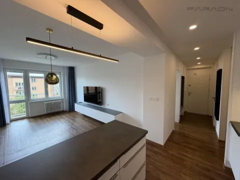 Pronájem bytu 3+kk, Praha - Žižkov, Pod lipami, 70 m2
