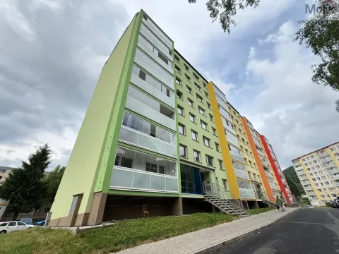 Prodej bytu 3+1, Krupka - Maršov, Dukelských hrdinů, 68 m2