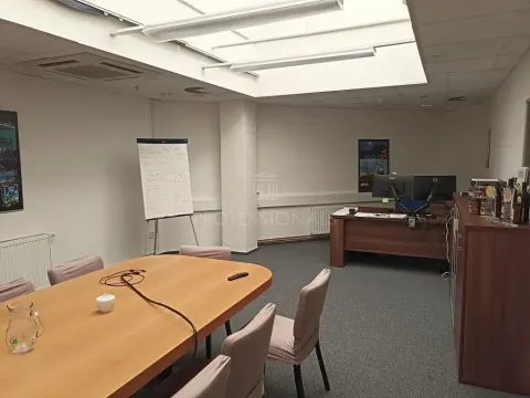 Pronájem kanceláře, Čestlice, Obchodní, 310 m2