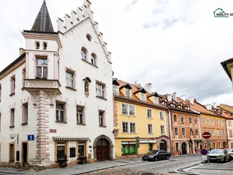 Pronájem bytu 2+1, Cheb, Židovská, 66 m2