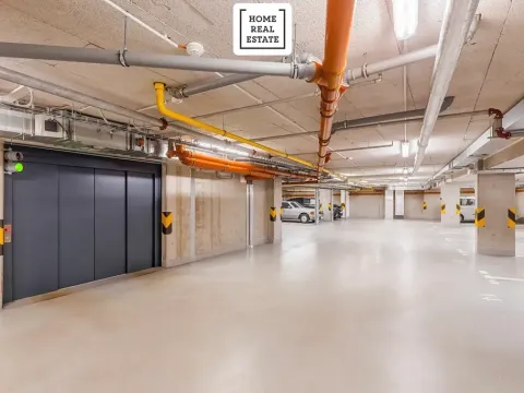 Prodej garážového stání, Praha - Smíchov, Pod Barvířkou, 16 m2