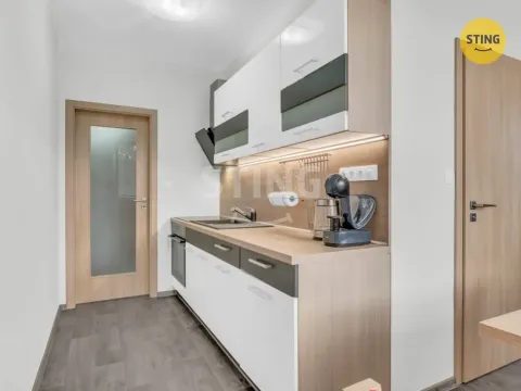 Prodej bytu 3+1, Dobronín, Jarní, 76 m2