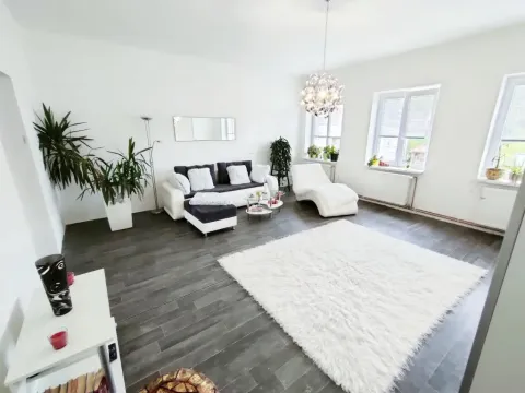 Pronájem bytu 2+1, Kostomlaty pod Milešovkou, Hlavní, 65 m2