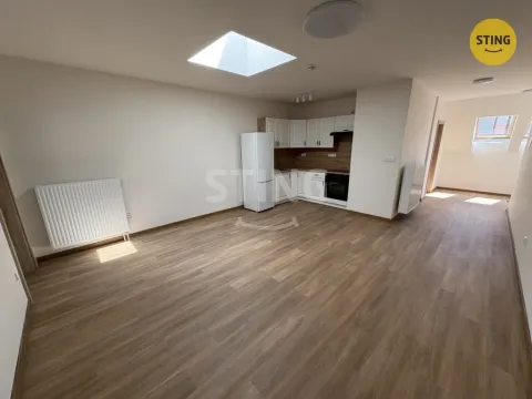 Pronájem bytu 2+kk, Prostějov, Žižkovo nám., 82 m2