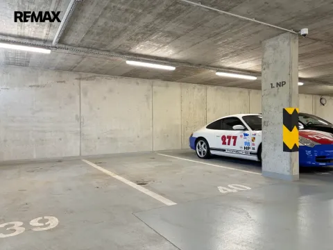 Prodej garážového stání, Praha - Záběhlice, Choceradská, 15 m2