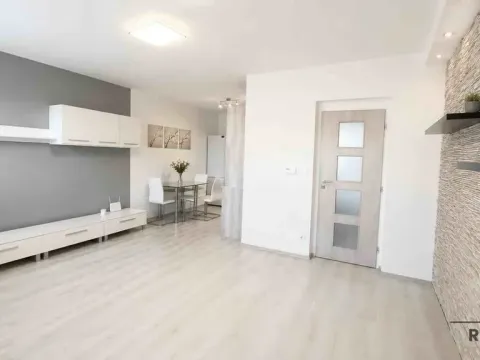 Pronájem bytu 2+kk, Kuřim, Dlouhá, 56 m2