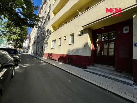 Prodej bytu 2+1, Ostrava - Moravská Ostrava, Veleslavínova, 62 m2