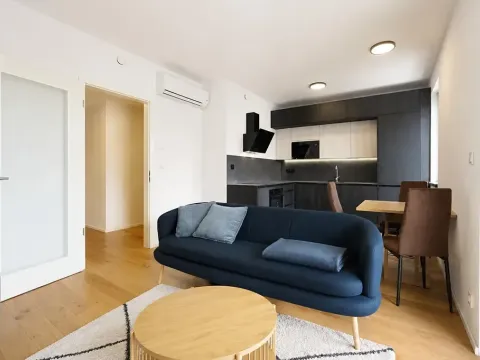 Pronájem bytu 2+kk, Praha - Hrdlořezy, Mezitraťová, 48 m2