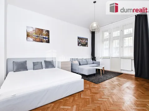 Pronájem bytu 2+1, Praha - Nové Město, Jungmannova, 51 m2