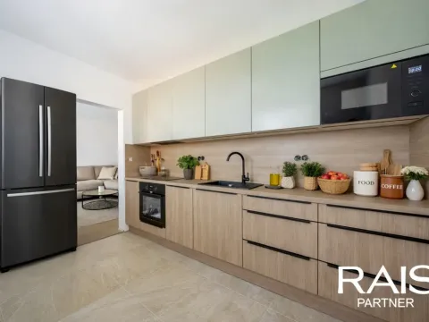 Prodej bytu 3+1, Hustopeče, Větrná, 75 m2