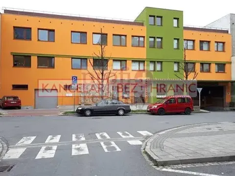Pronájem bytu 2+1, Opava, Lepařova, 56 m2