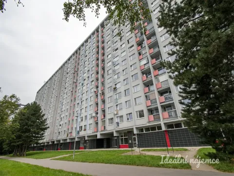 Pronájem bytu 3+1, Praha - Kobylisy, Taussigova, 60 m2