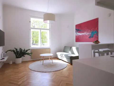Pronájem bytu 2+kk, Praha, Bořivojova, 52 m2