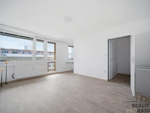 Pronájem bytu 1+kk, Pardubice, Palackého třída, 32 m2