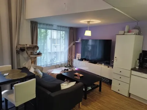 Pronájem bytu 2+kk, Praha - Libeň, U libeňského pivovaru, 46 m2