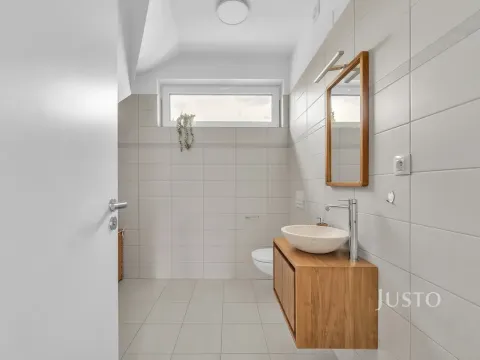 Prodej bytu 4+kk, Býkev, 128 m2