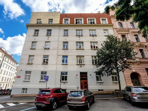 Prodej bytu 2+kk, Praha - Vinohrady, Velehradská, 50 m2