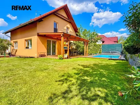 Prodej rodinného domu, Tuchlovice, U Školky, 130 m2