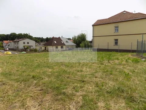 Pronájem zahrady, Březnice, 549 m2