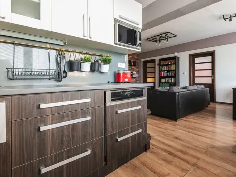 Prodej bytu 3+kk, Kolín, Čechovy sady, 62 m2