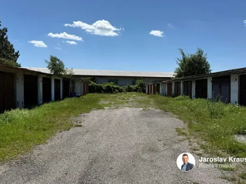 Prodej garáže, Jičín, Konecchlumského, 16 m2