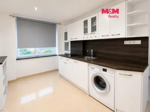 Pronájem bytu 1+1, Louny, Smetanova, 42 m2