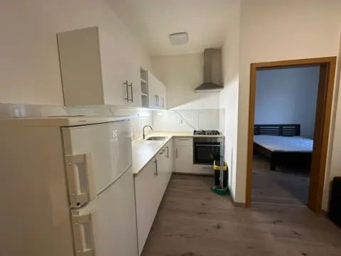 Pronájem bytu 2+kk, Praha - Libeň, Na Dědince, 45 m2