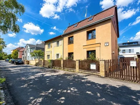 Prodej rodinného domu, Chomutov, Jezerní, 212 m2