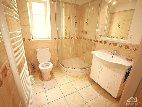 Pronájem bytu 2+kk, Jihlava, Komenského, 52 m2