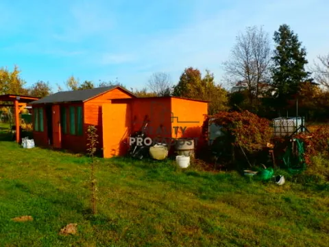 Pronájem zahrady, Znojmo, 1330 m2