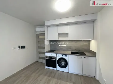 Pronájem bytu 1+kk, Břeclav, Břetislavova, 25 m2