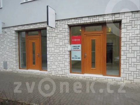 Pronájem kanceláře, Zlín, Sokolská, 78 m2