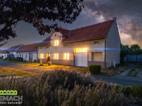 Prodej rodinného domu, Babice, 249 m2