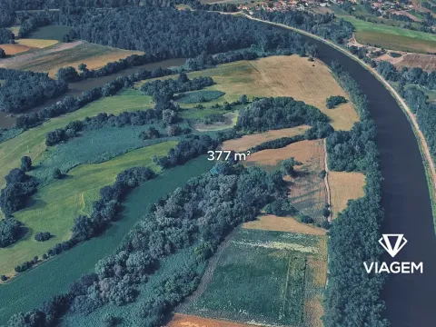 Prodej pole, Tišice, 377 m2