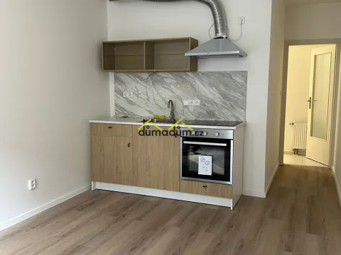 Pronájem bytu 1+kk, Praha, Štítného, 32 m2