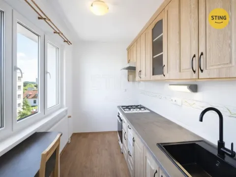 Pronájem bytu 1+1, Zlín, Hluboká, 37 m2