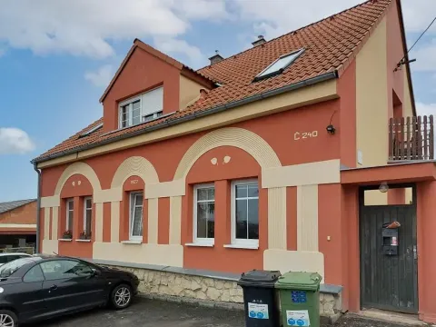 Pronájem bytu 2+kk, Hřebeč, V háji, 49 m2