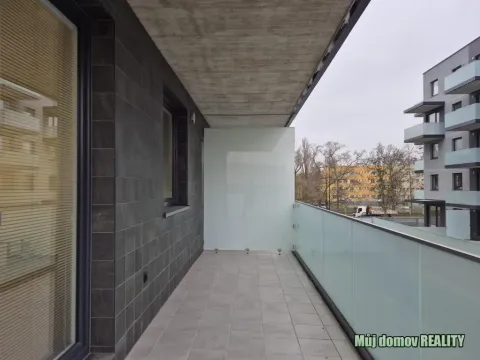 Pronájem bytu 4+kk, Praha - Prosek, Čakovická, 83 m2