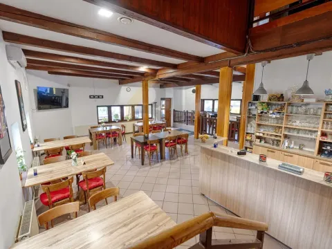 Prodej restaurace, Hodonín, Brandlova, 299 m2