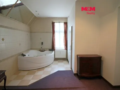 Pronájem bytu 2+kk, Trutnov - Poříčí, Polská, 38 m2