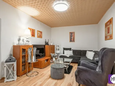 Prodej bytu 3+1, Přelouč, Obránců míru, 74 m2