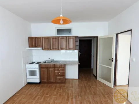 Pronájem bytu 1+1, Tábor, Jaselská, 36 m2